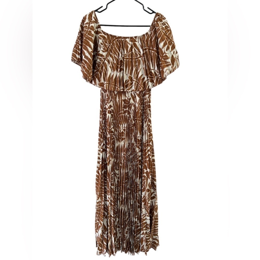 Brown floral tapered maxi off shoulder dress - Picture 4 of 5